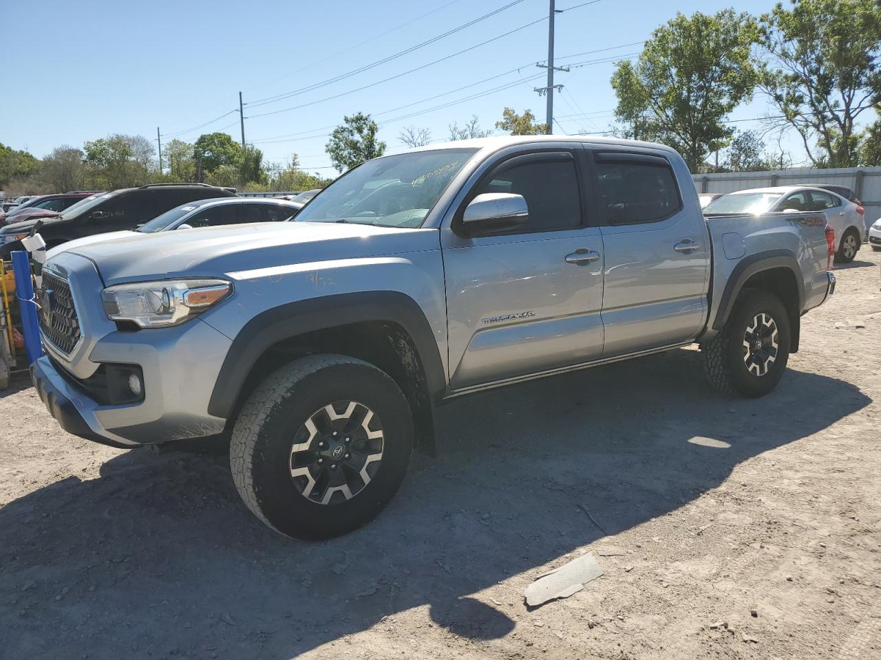 TOYOTA TACOMA 2018 5tfcz5an1jx161489