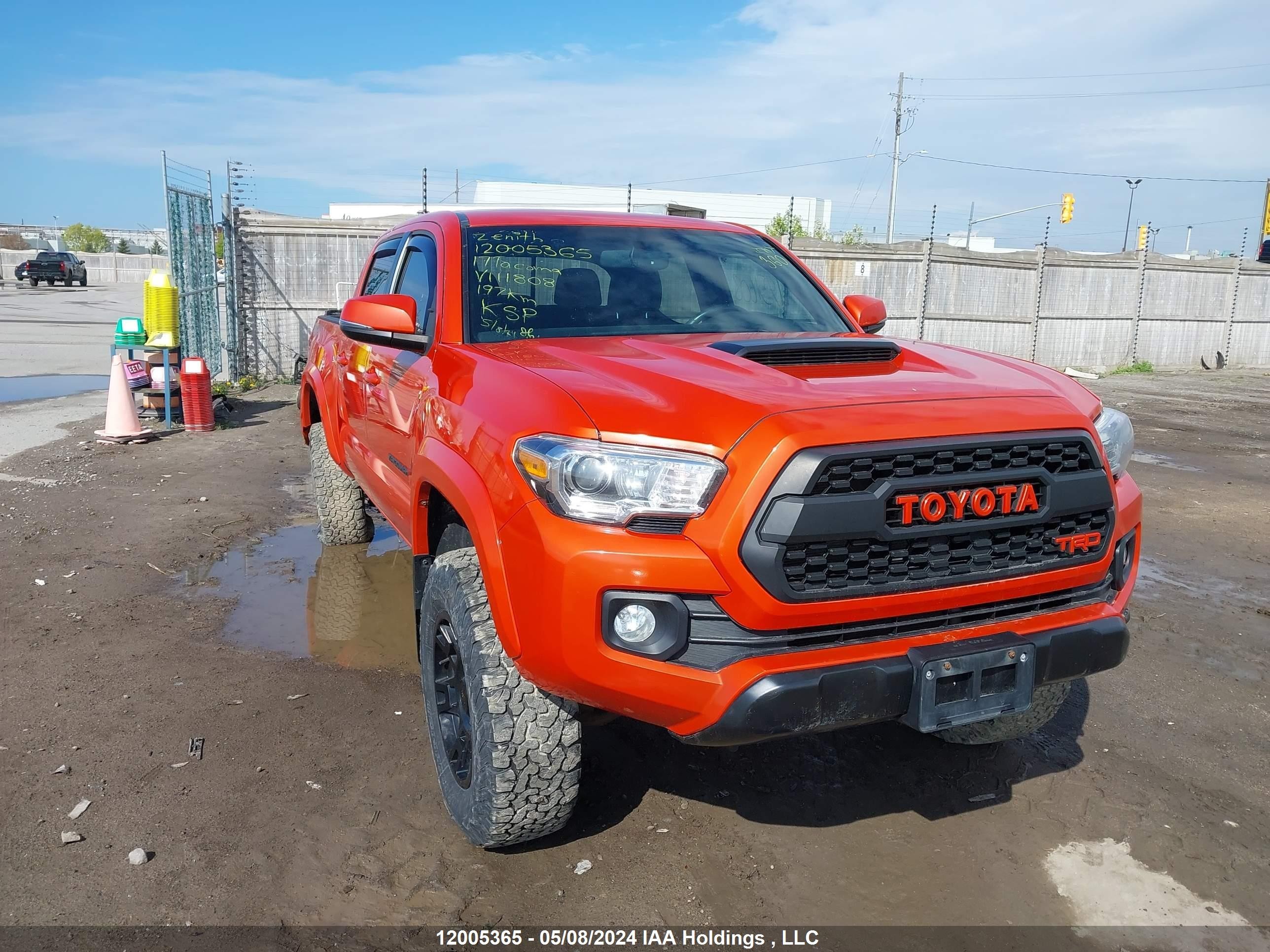 TOYOTA TACOMA 2017 5tfcz5an2hx111808