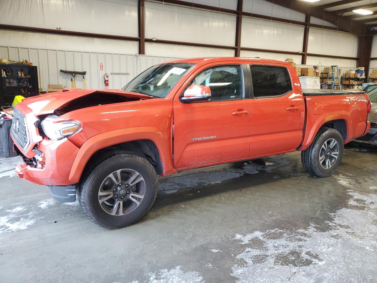 TOYOTA TACOMA 2018 5tfcz5an3jx140563