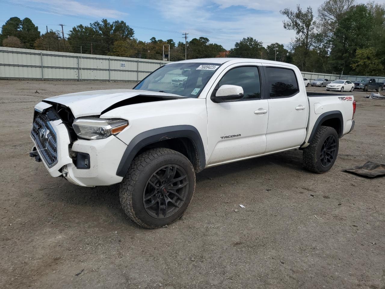 TOYOTA TACOMA 2017 5tfcz5an4hx050901