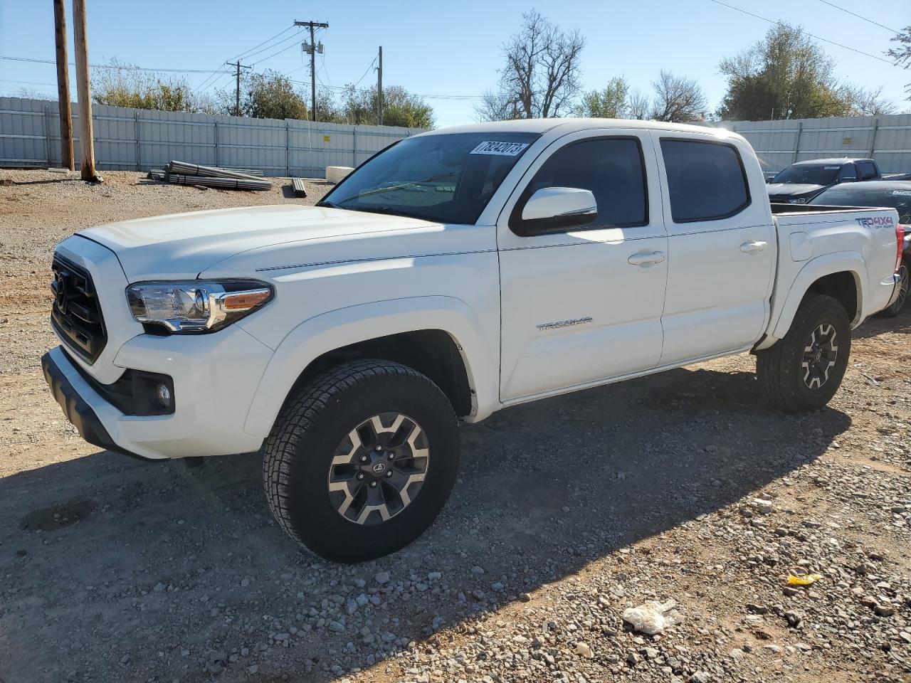 TOYOTA TACOMA 2017 5tfcz5an5hx081784