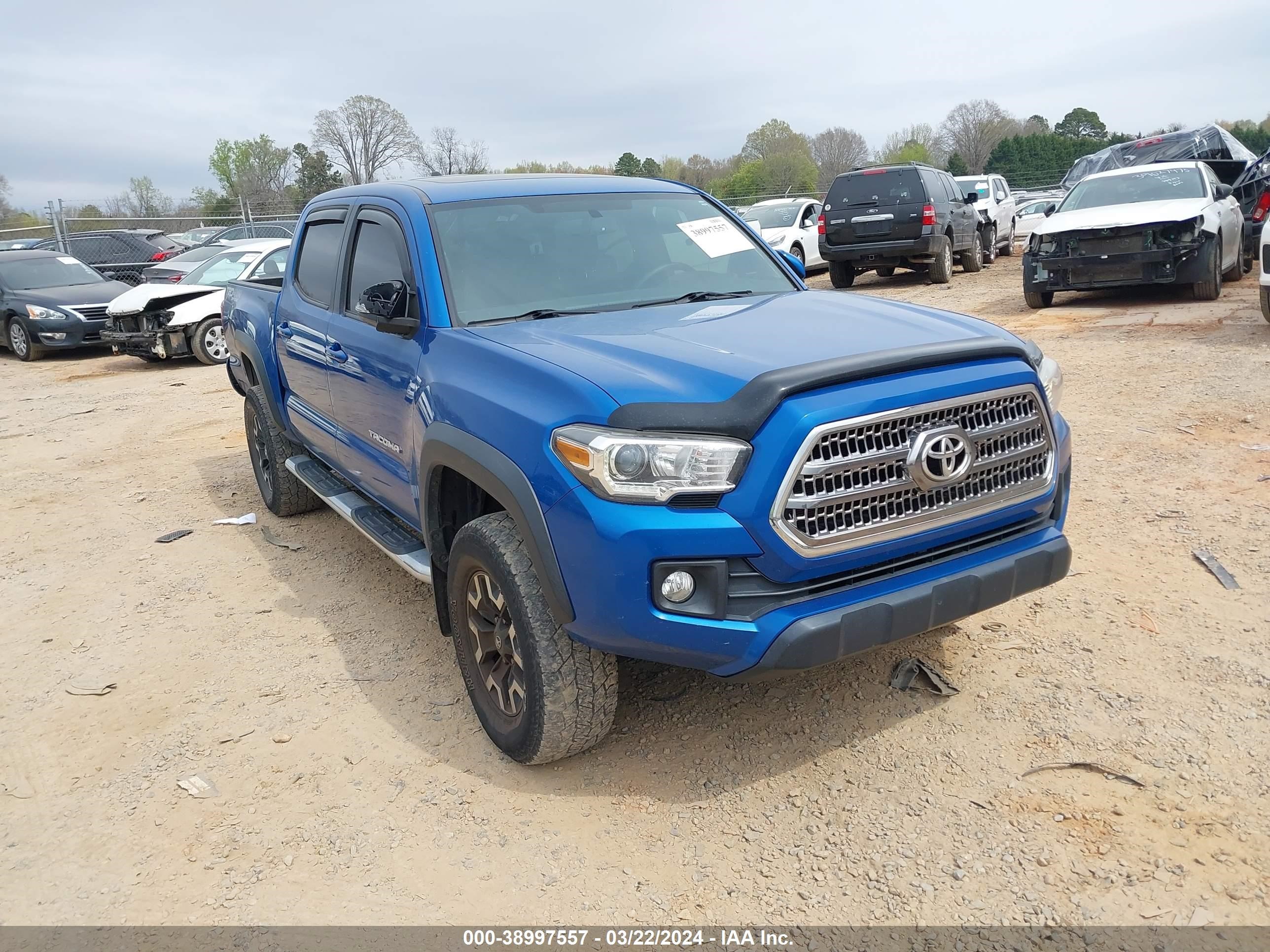 TOYOTA TACOMA 2016 5tfcz5an7gx042368