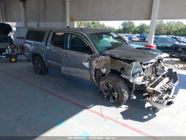 TOYOTA TACOMA 2017 5tfcz5an8hx113952