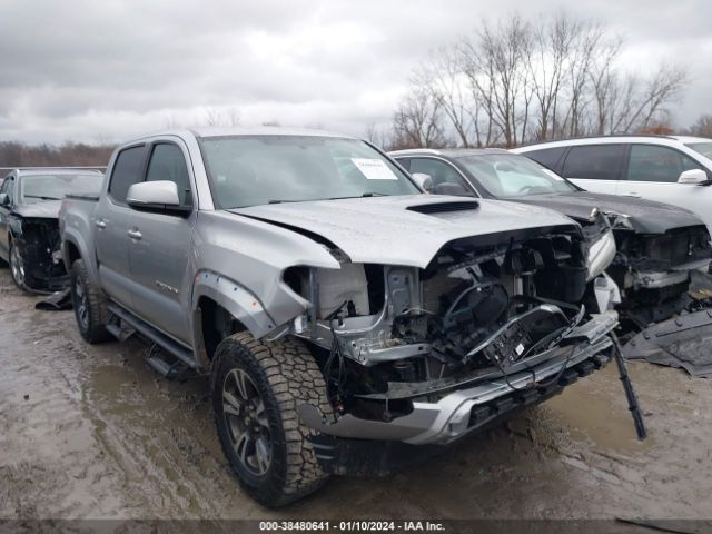 TOYOTA TACOMA 2017 5tfcz5an8hx114440