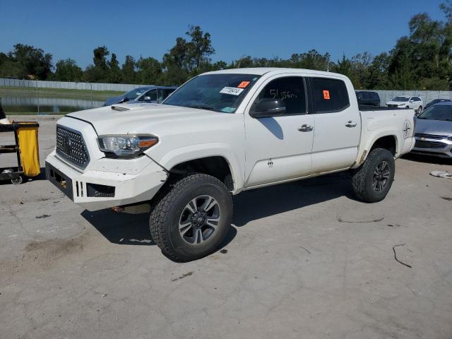 TOYOTA TACOMA DOU 2018 5tfcz5an8jx157987