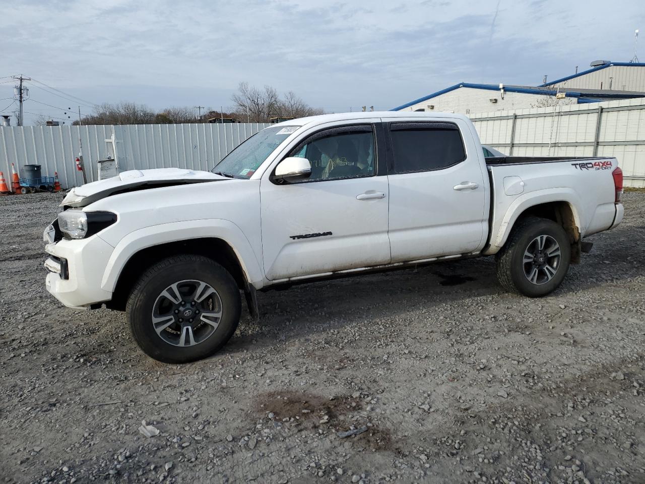 TOYOTA TACOMA 2016 5tfcz5an9gx012546