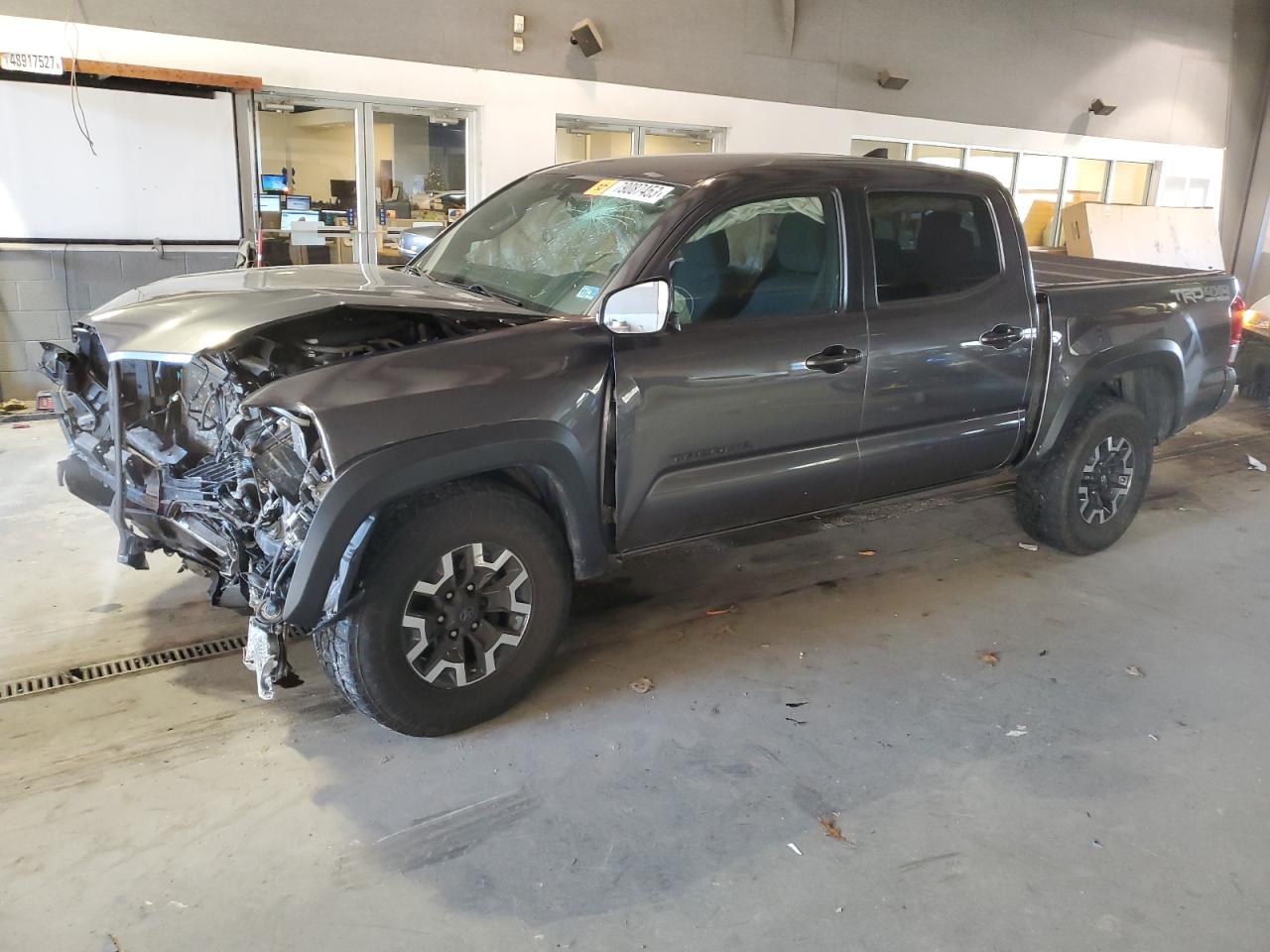 TOYOTA TACOMA 2017 5tfcz5an9hx108582