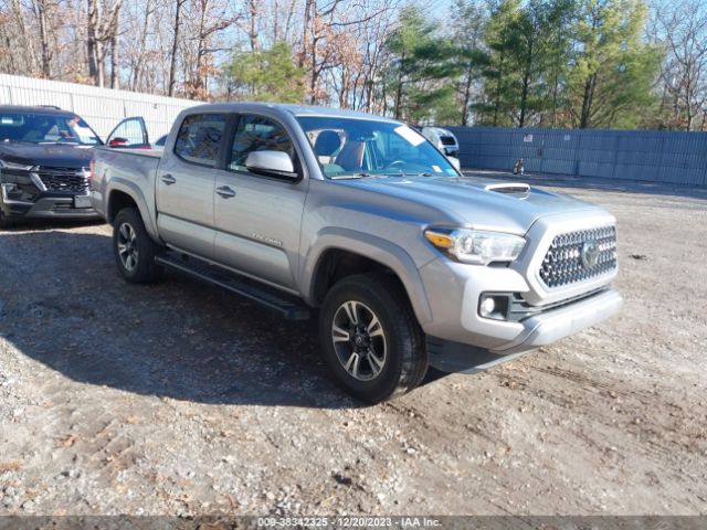 TOYOTA TACOMA 2018 5tfcz5an9jx162339