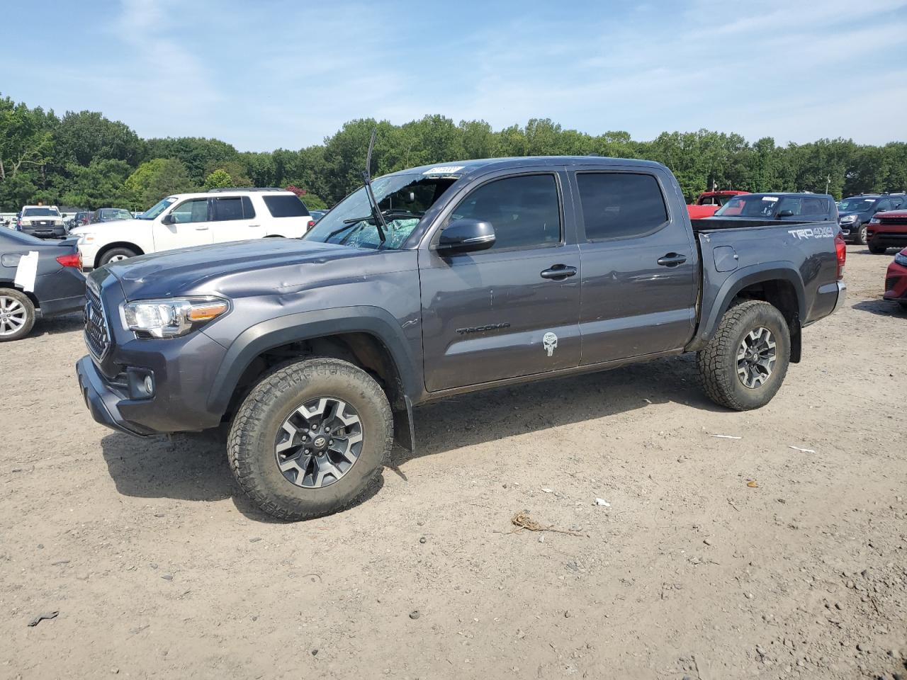 TOYOTA TACOMA 2018 5tfcz5anxjx164844