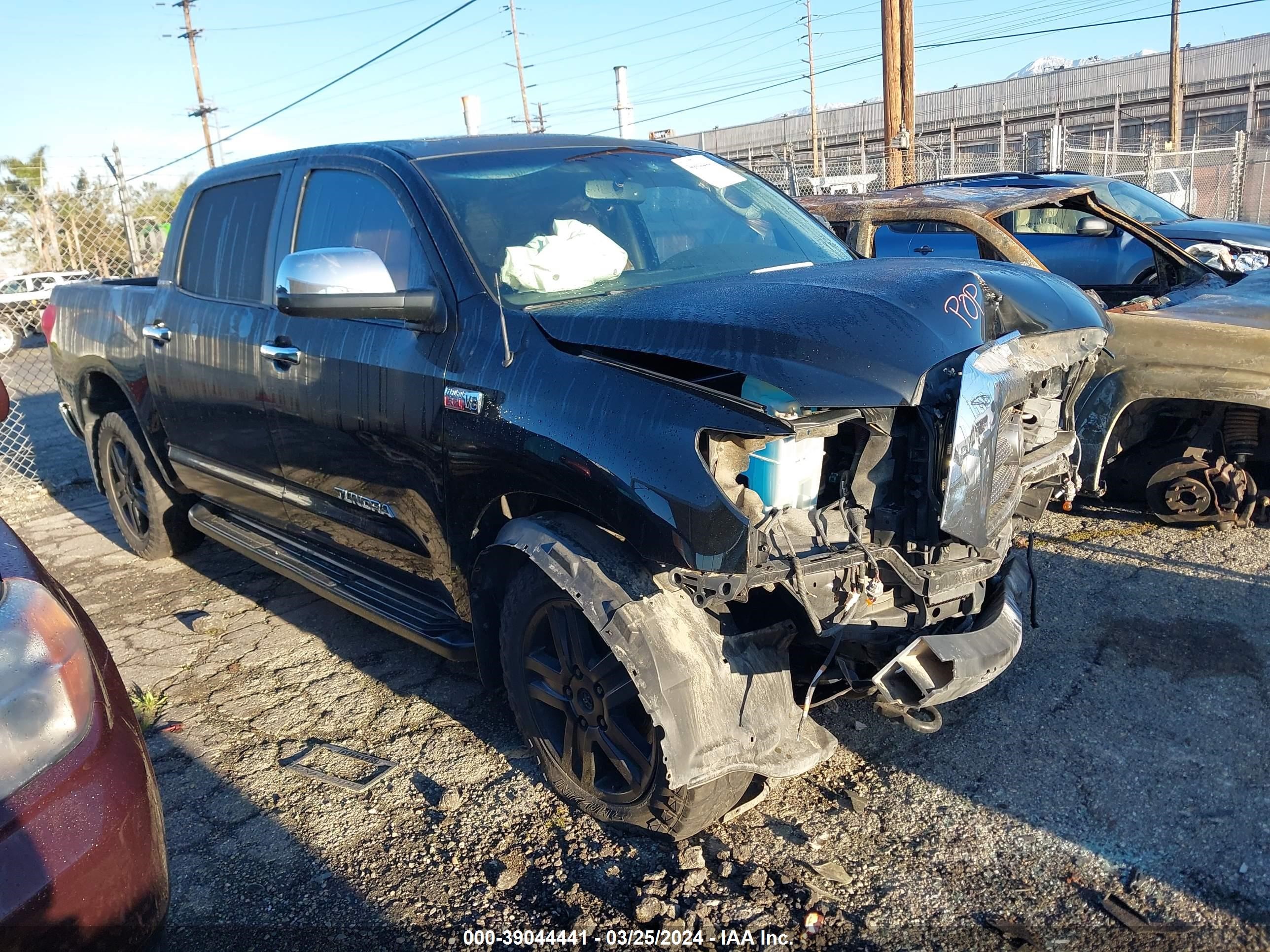 TOYOTA TUNDRA 2008 5tfdv58198x047222