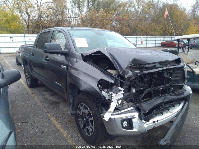 TOYOTA TUNDRA 4WD 2018 5tfdw5f10jx738371