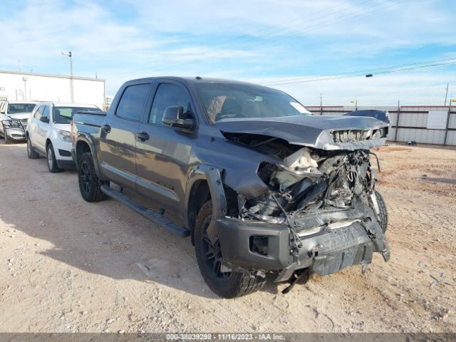 TOYOTA TUNDRA 2018 5tfdw5f11jx690301