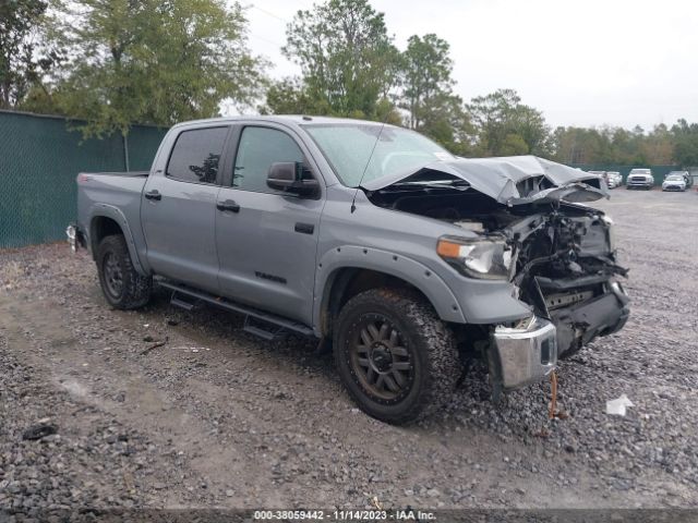 TOYOTA TUNDRA 2018 5tfdw5f11jx766924