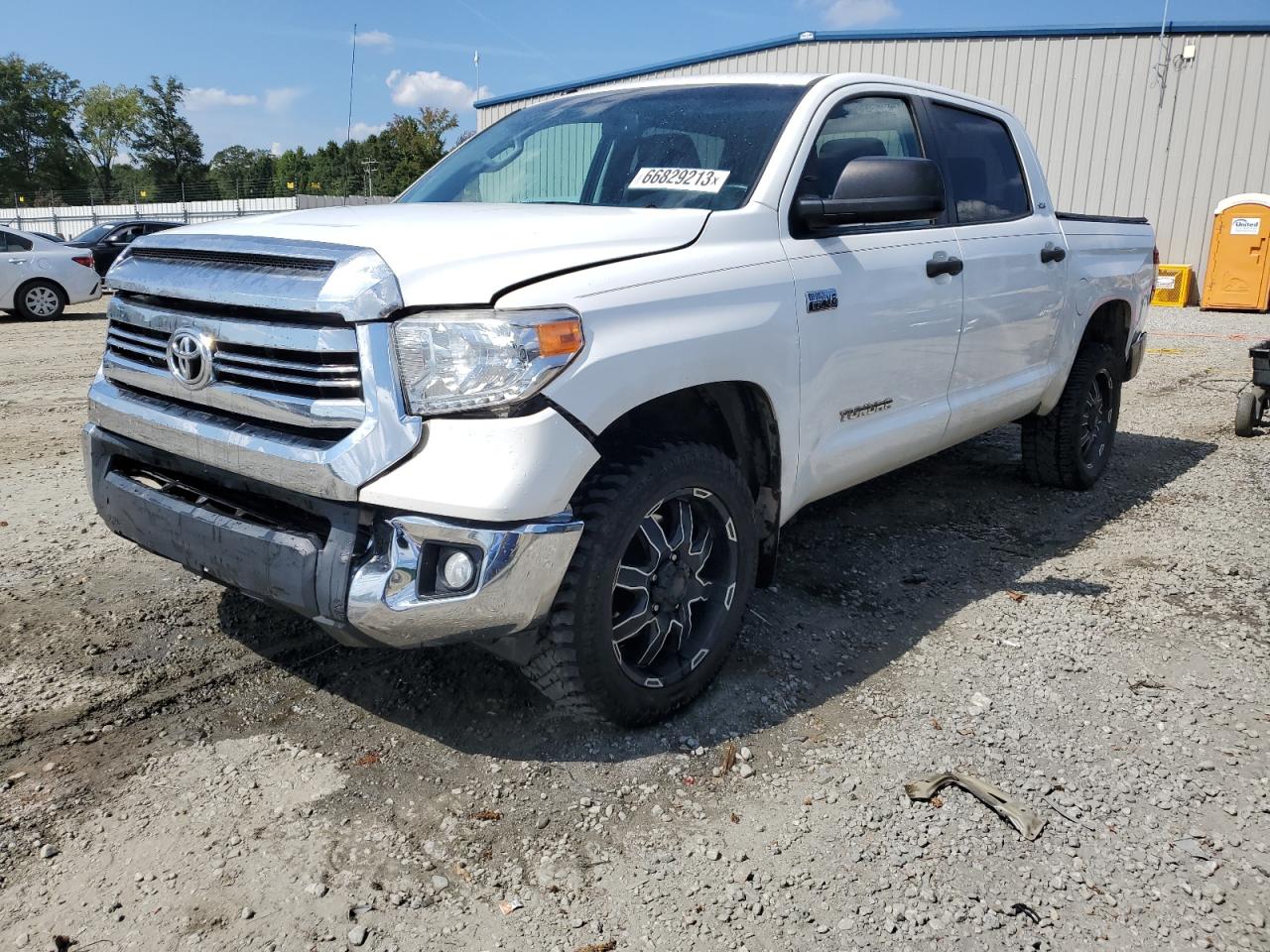 TOYOTA TUNDRA 2016 5tfdw5f12gx523308