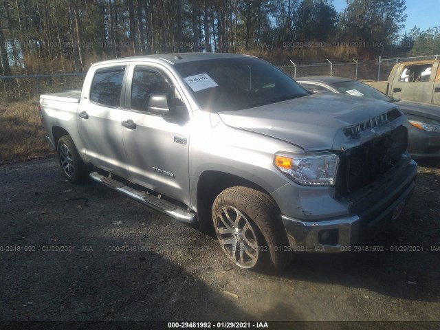 TOYOTA TUNDRA 4WD 2017 5tfdw5f13hx586130