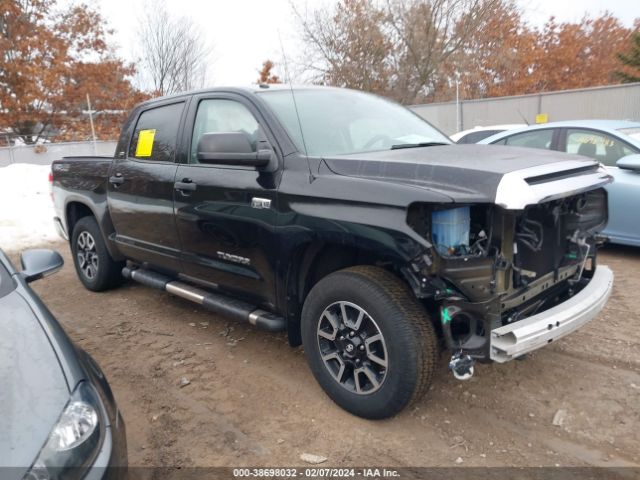 TOYOTA TUNDRA 2017 5tfdw5f13hx625881