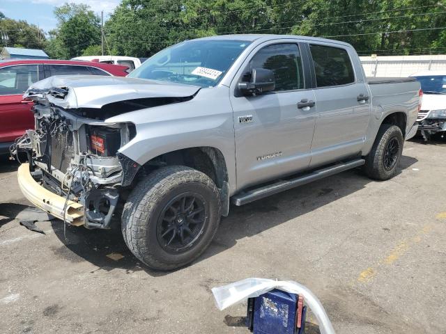 TOYOTA TUNDRA 2018 5tfdw5f13jx740860