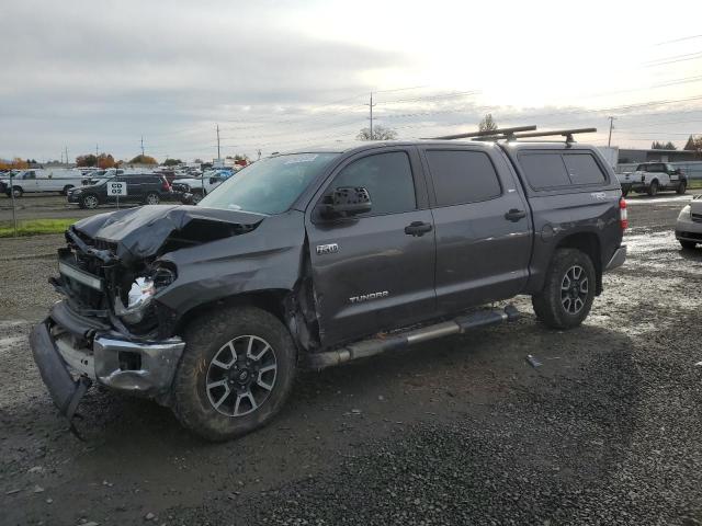 TOYOTA TUNDRA 2016 5tfdw5f14gx492787