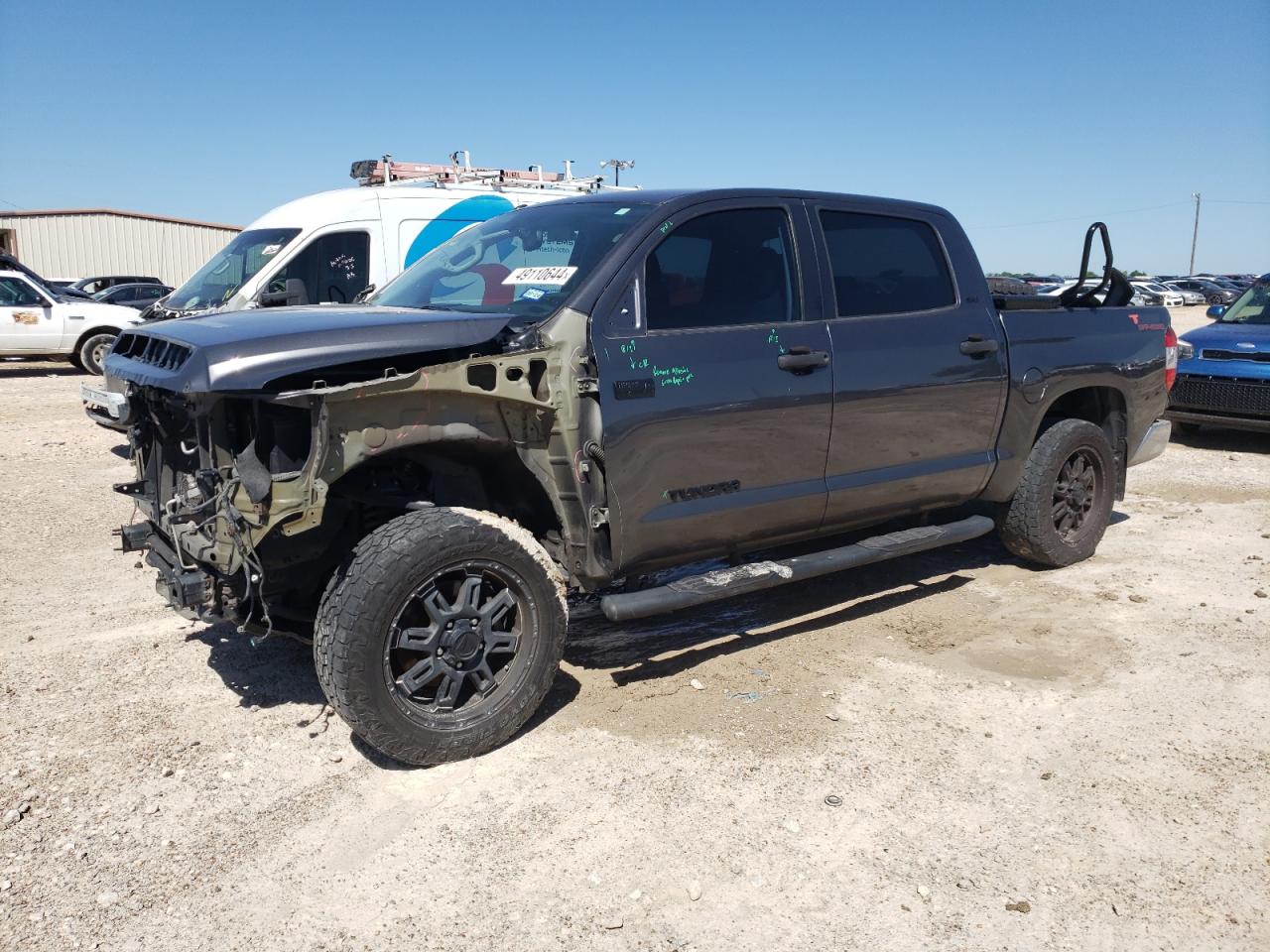 TOYOTA TUNDRA 2016 5tfdw5f16gx522453