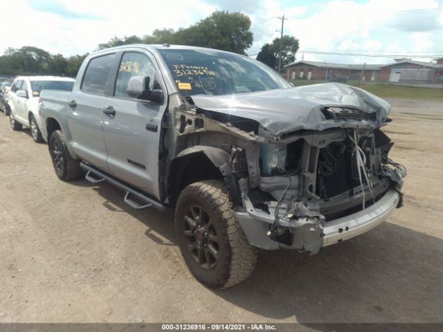 TOYOTA TUNDRA 4WD 2017 5tfdw5f16hx653738