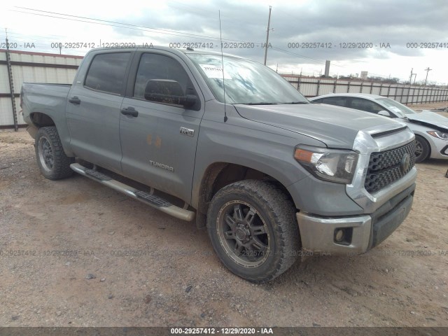 TOYOTA TUNDRA 4WD 2018 5tfdw5f17jx753675