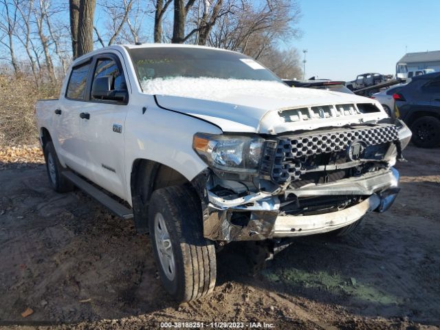 TOYOTA TUNDRA 2018 5tfdw5f18jx685113