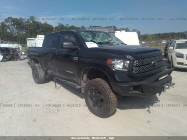 TOYOTA TUNDRA 4WD 2018 5tfdw5f18jx741082