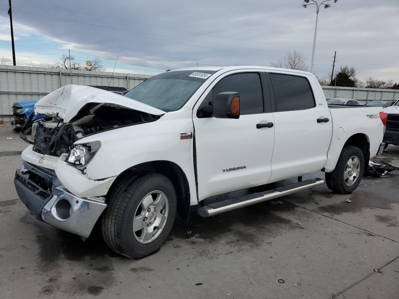 TOYOTA TUNDRA 2010 5tfdw5f19ax136908