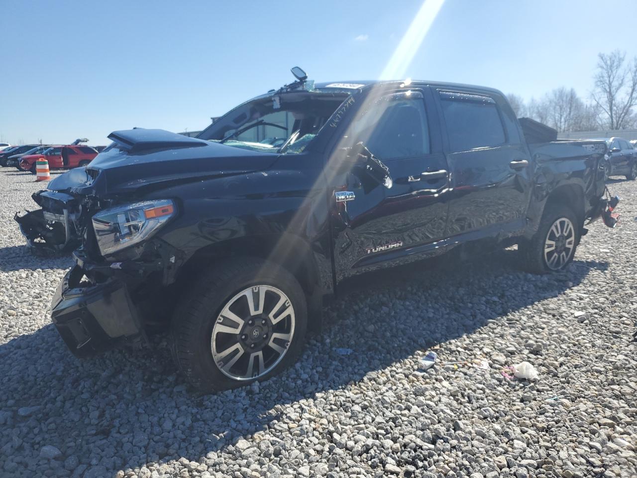 TOYOTA TUNDRA 2018 5tfdw5f19jx720709