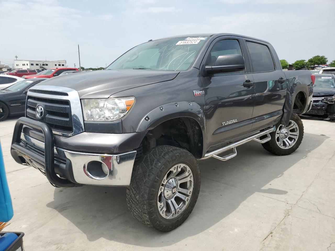 TOYOTA TUNDRA 2012 5tfdw5f1xcx216673