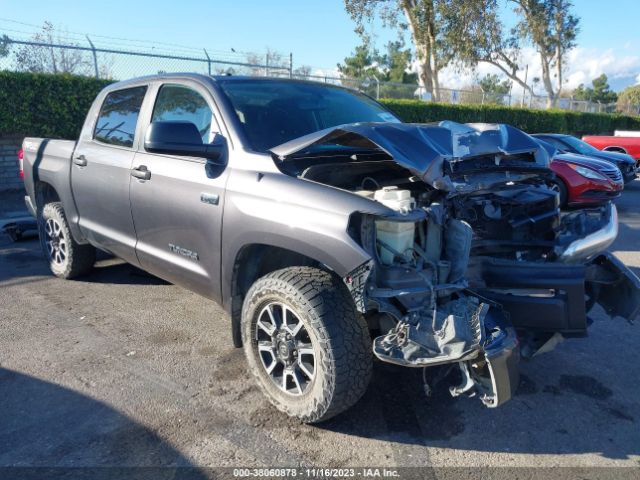 TOYOTA TUNDRA 2017 5tfdy5f11hx624240