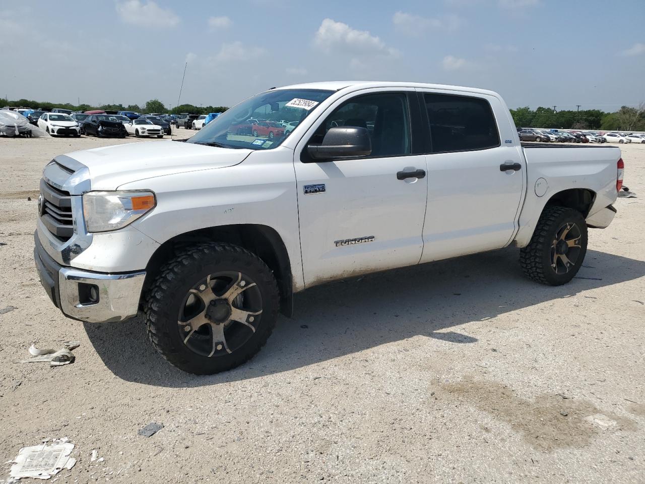 TOYOTA TUNDRA 2015 5tfdy5f12fx447078