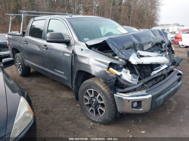 TOYOTA TUNDRA 2017 5tfdy5f12hx604935