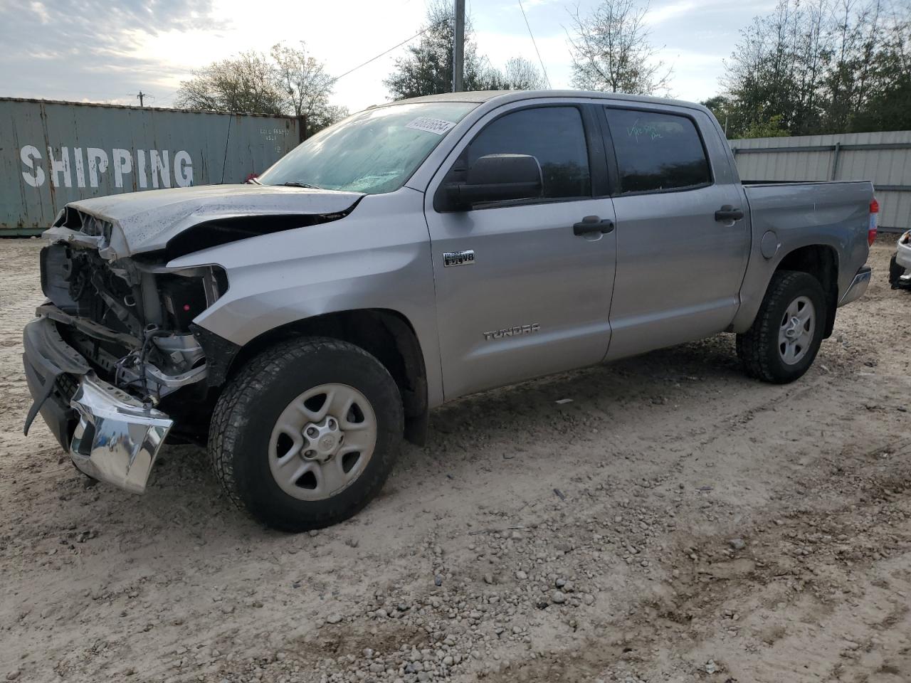 TOYOTA TUNDRA 2018 5tfdy5f12jx741928