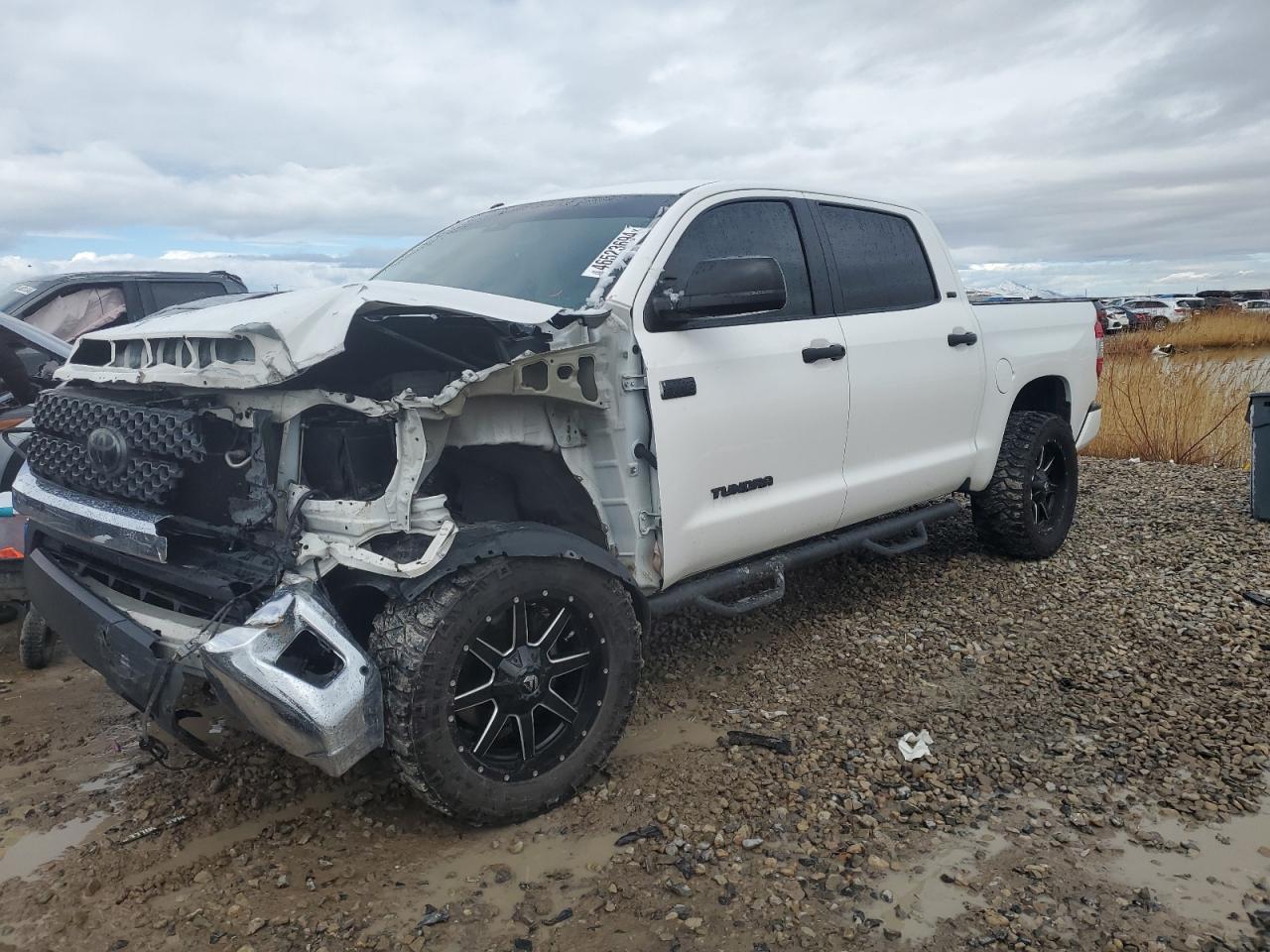 TOYOTA TUNDRA 2018 5tfdy5f14jx776065