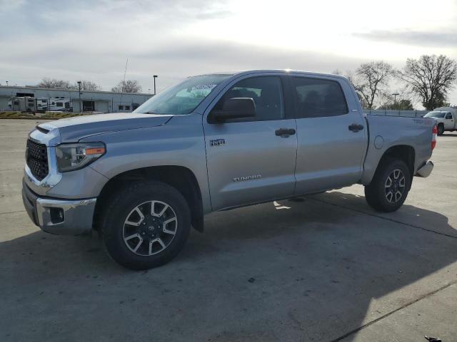 TOYOTA TUNDRA 2018 5tfdy5f15jx686195