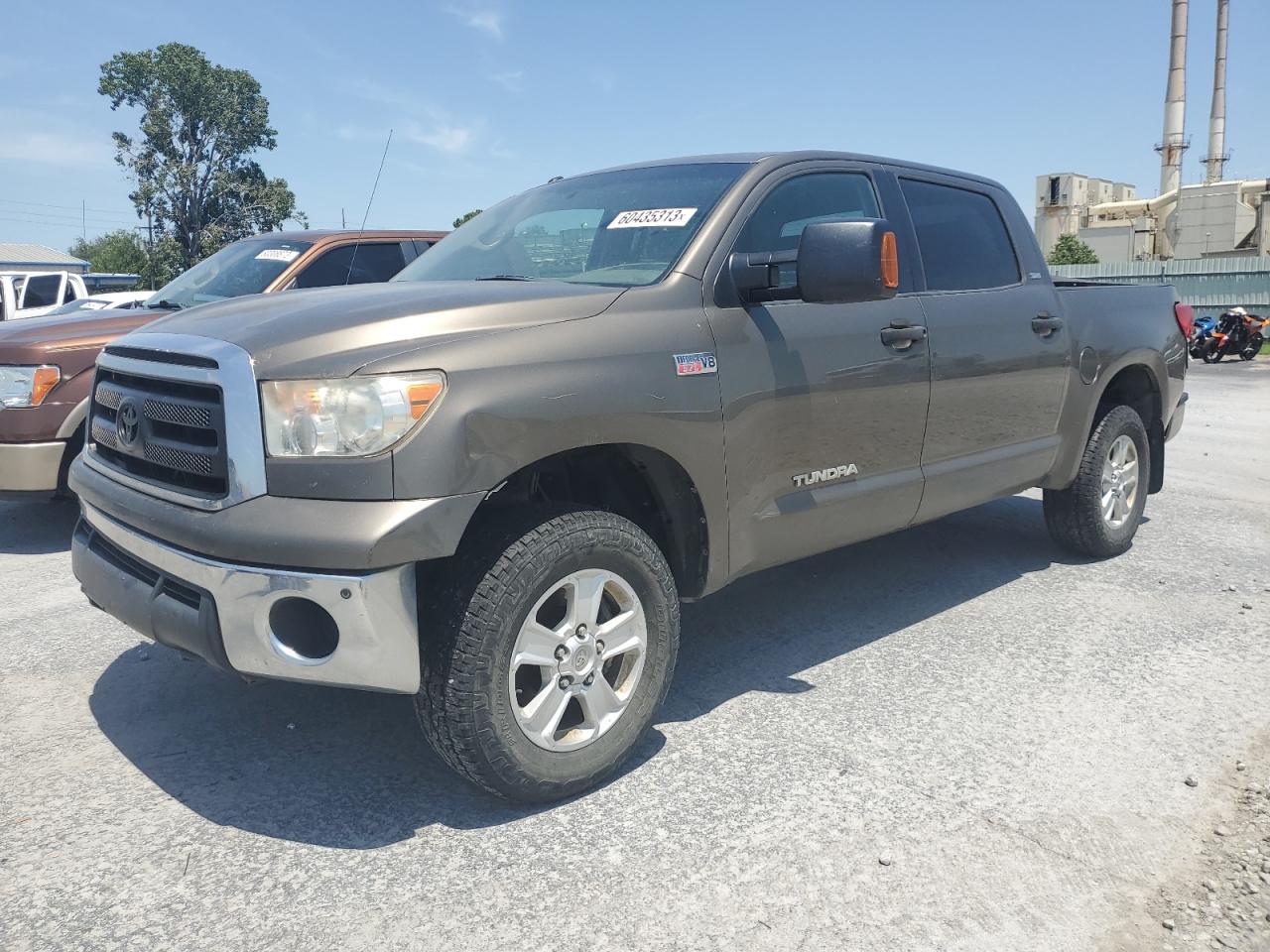 TOYOTA TUNDRA 2011 5tfdy5f17bx173399