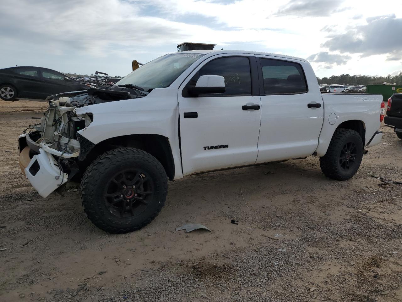 TOYOTA TUNDRA 2019 5tfdy5f17kx829262