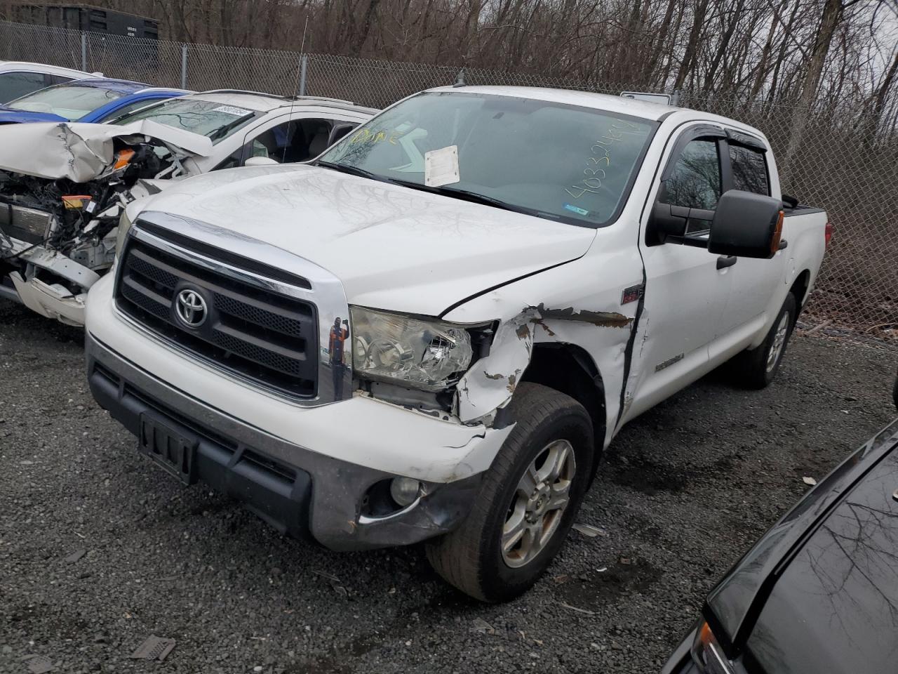 TOYOTA TUNDRA 2013 5tfdy5f18dx288760