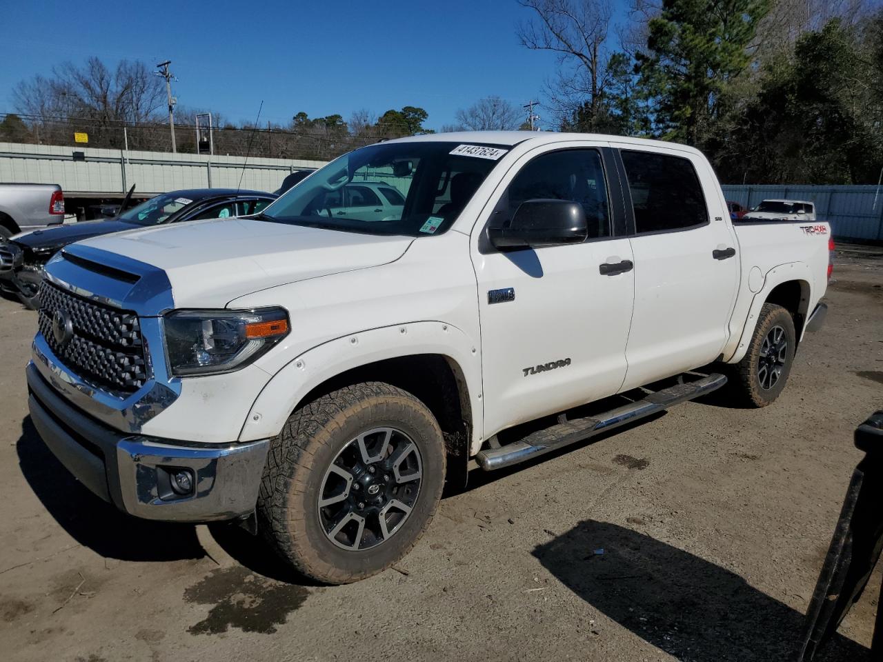 TOYOTA TUNDRA 2018 5tfdy5f1xjx687259