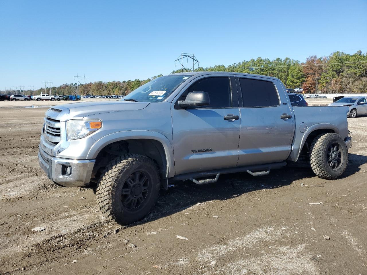 TOYOTA TUNDRA 2017 5tfem5f12hx117668