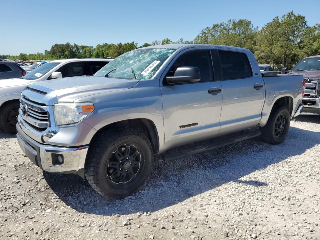 TOYOTA TUNDRA 2017 5tfem5f13hx115489