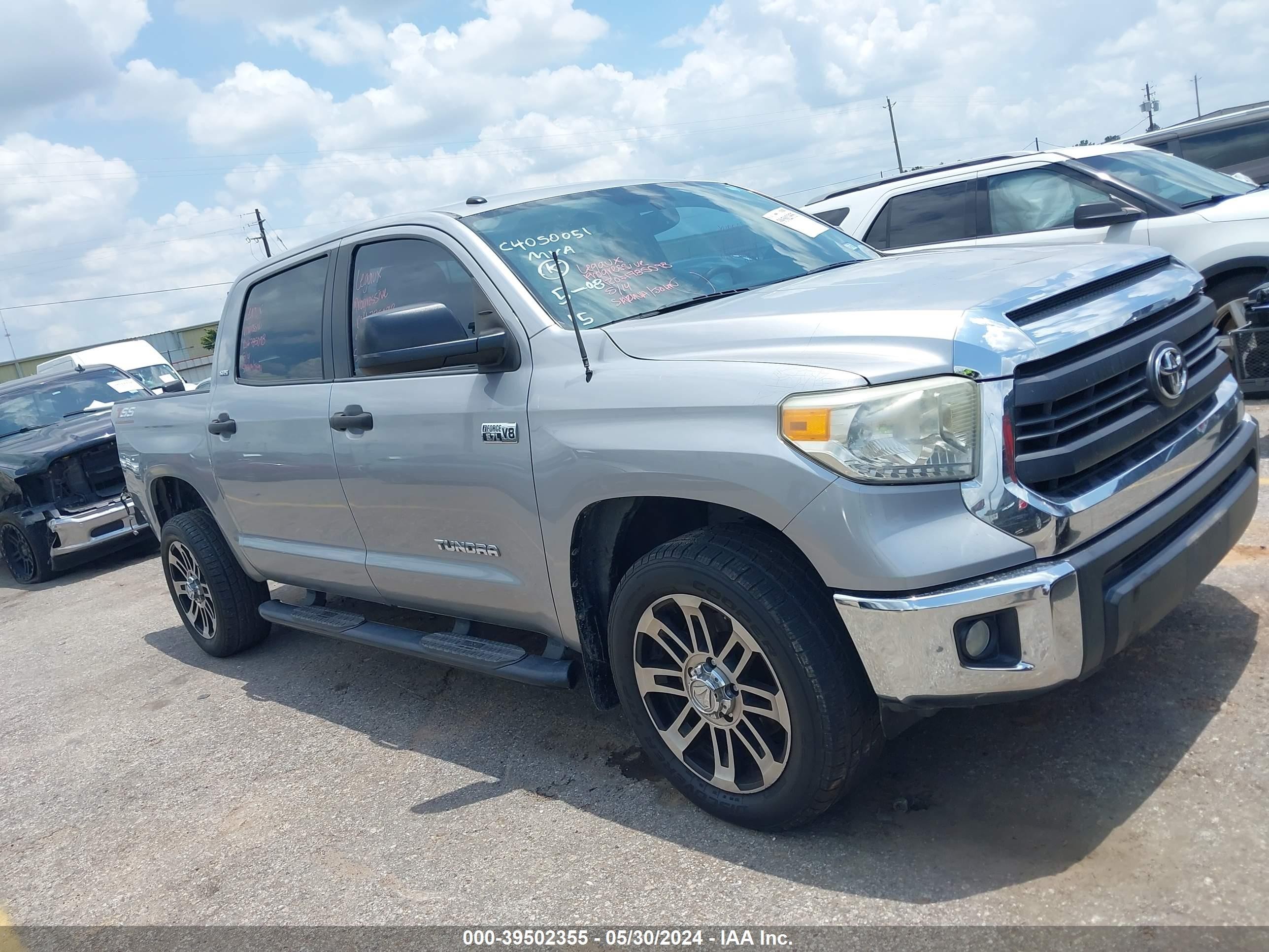 TOYOTA TUNDRA 2015 5tfey5f17fx175311