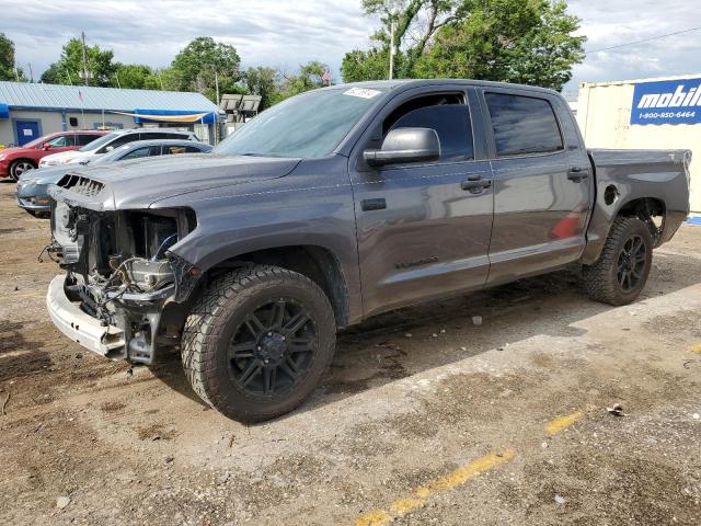 TOYOTA TUNDRA 2018 5tfey5f18jx236948