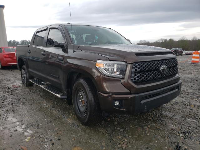 TOYOTA TUNDRA CRE 2018 5tffy5f11jx241395