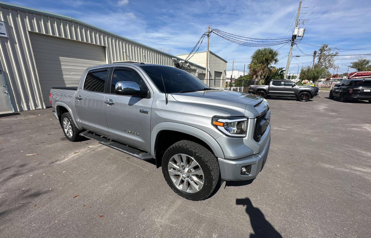 TOYOTA TUNDRA 2017 5tfhw5f10hx640517