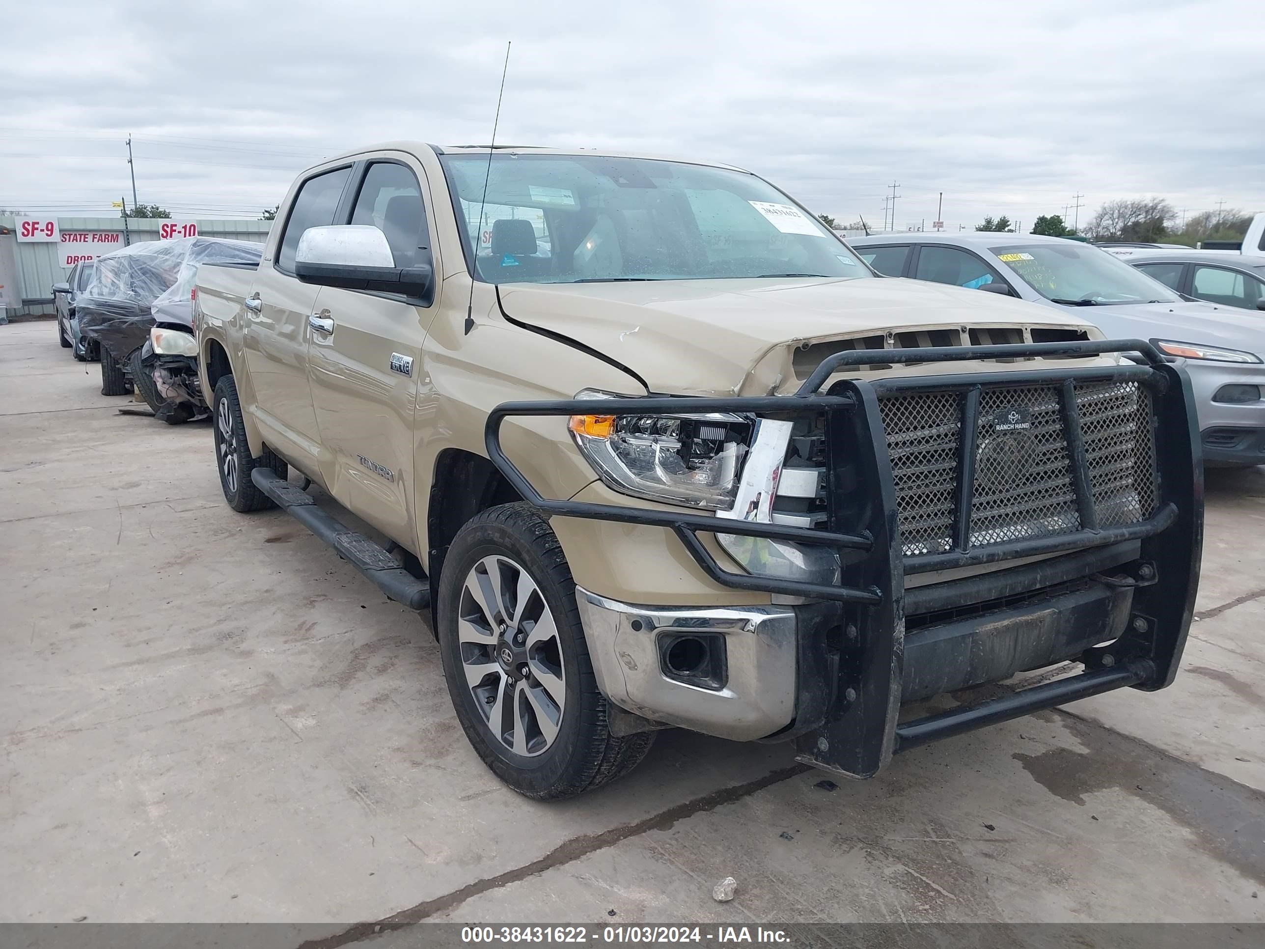 TOYOTA TUNDRA 2019 5tfhy5f12kx821295