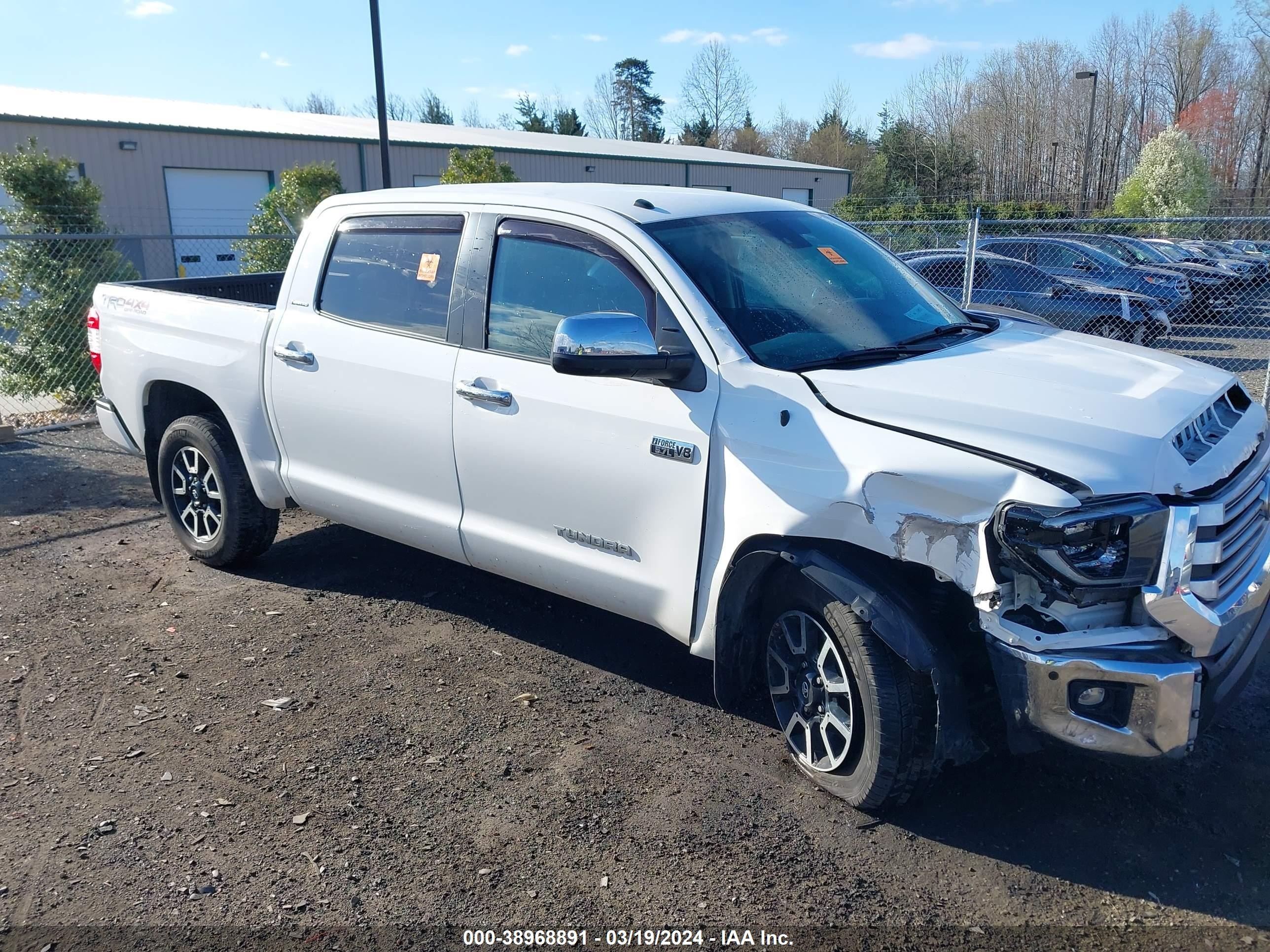 TOYOTA TUNDRA 2019 5tfhy5f18kx802749