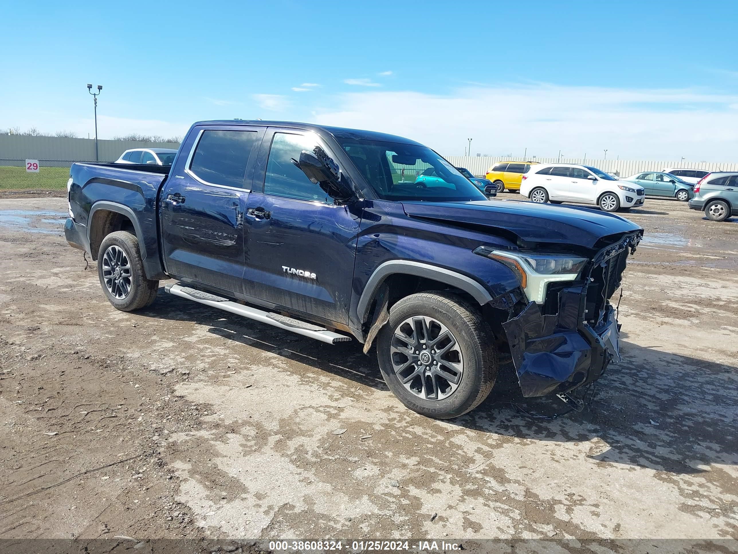 TOYOTA TUNDRA 2023 5tfja5db6px115312