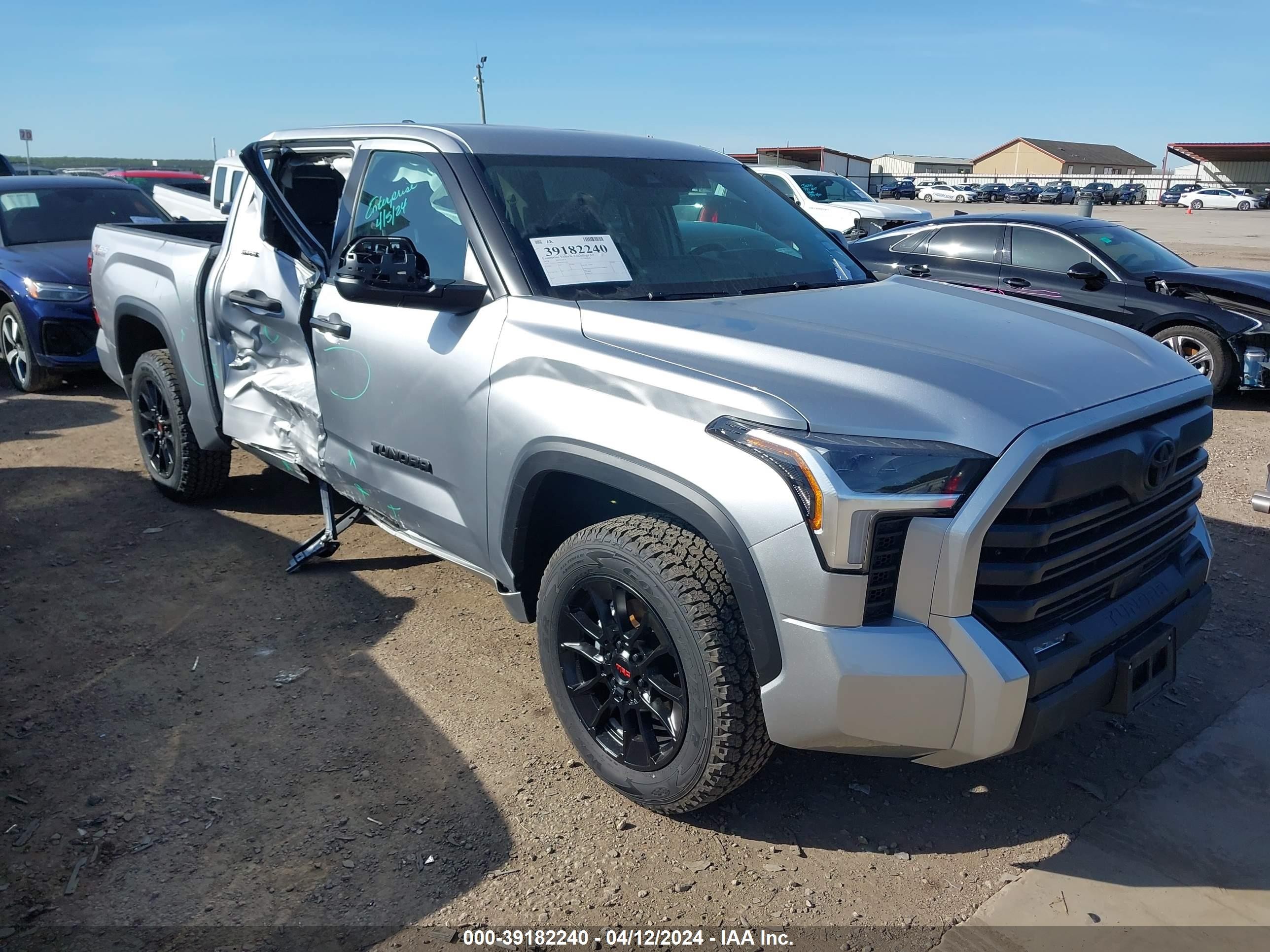 TOYOTA TUNDRA 2024 5tfla5ab8rx030309